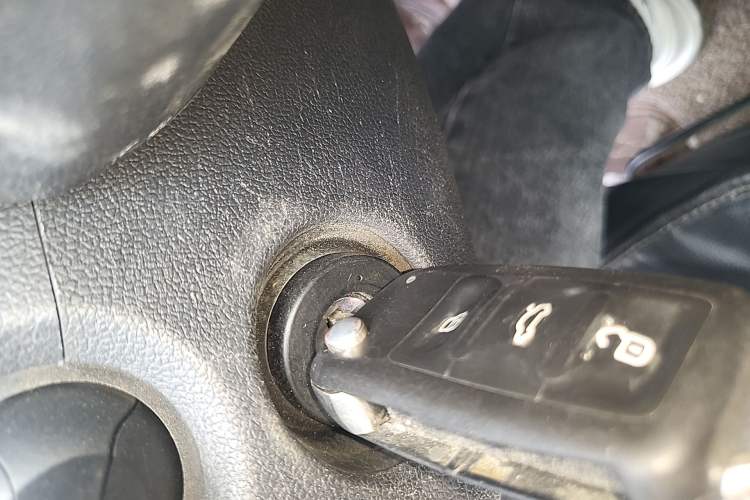 Used Volkswagen Jetta 2015 1.6L Manual Comfort Model Vehicle Key