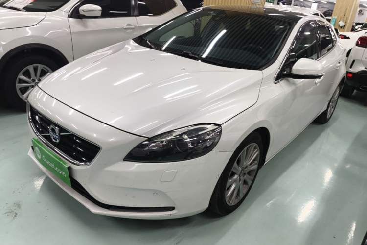 Used Volvo V40 2014 2.0T Zhiya Edition