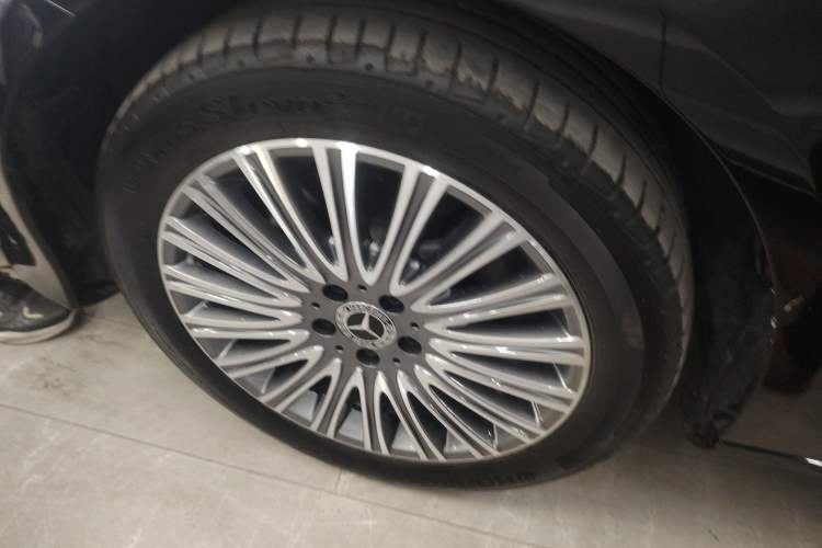 Used Mercedes-Benz E-Class 2021 Facelift E 300 L Stylish Edition