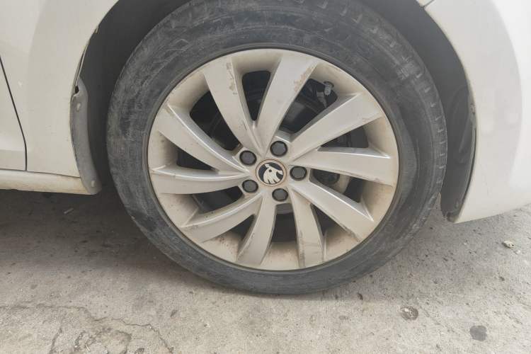 Used Skoda Rapid 2019 1.5L Automatic Comfort Edition China V Standard