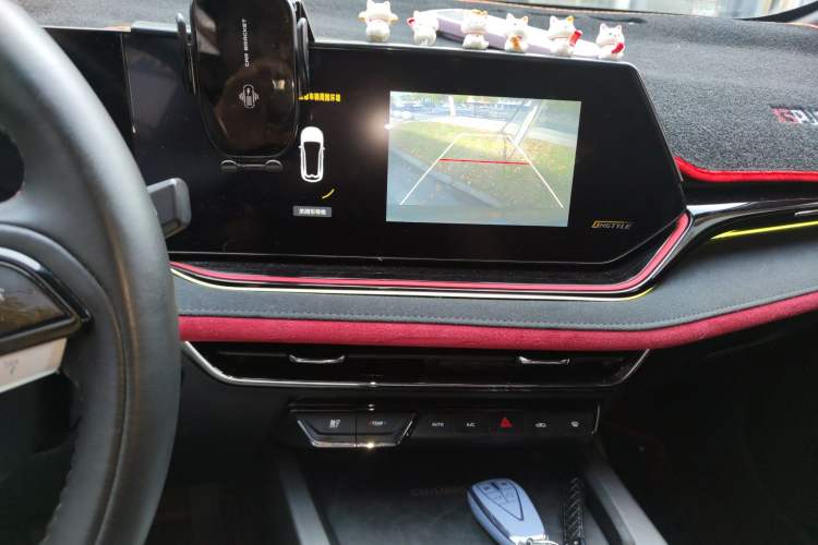 Used CHANGAN X5 PLUS 2024 1.5T DCT Pioneer Edition Audio And AC Panel