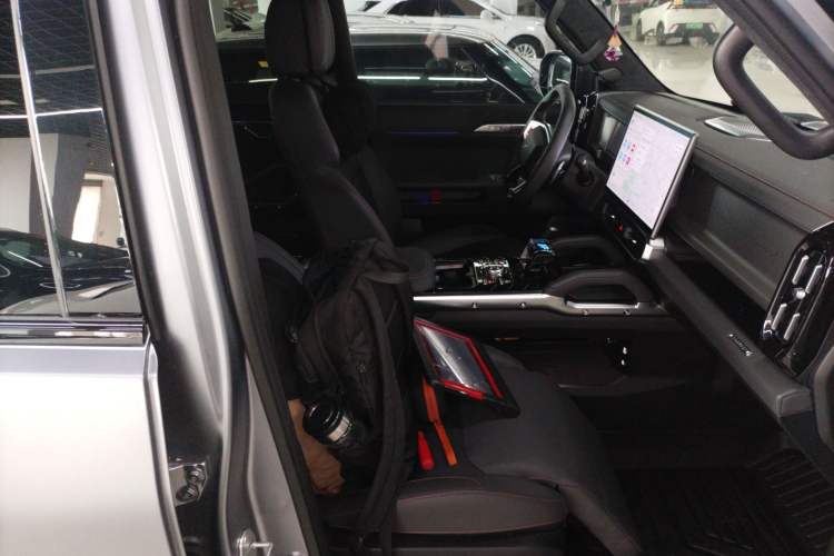 Used JETOUR Traveler 2023 2.0T All-Wheel Drive Conquer PRO