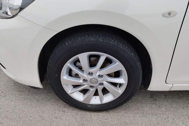 Used Nissan Tiida 2020 1.6L CVT Cool Edition
