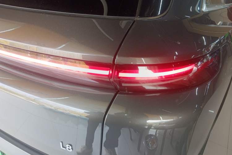 Used Li Auto L8 2023 Max model