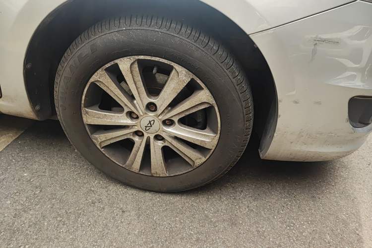 Used Chery E3 2013 1.5L Manual ZhiShang Model
