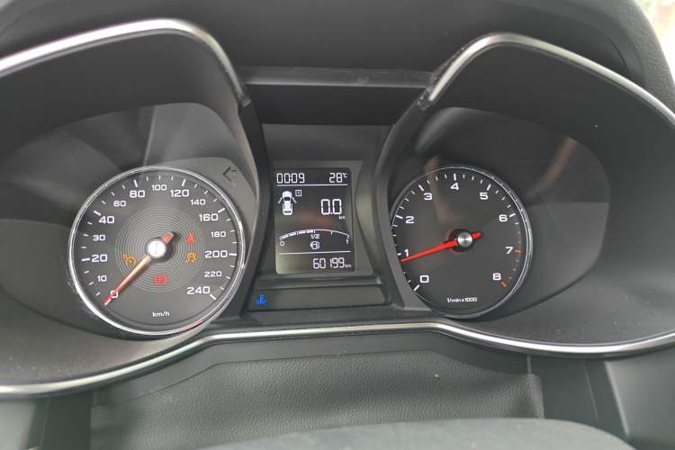 Used MG 6 2017 20T Manual Luxury Smart Connect Version China V Standard
