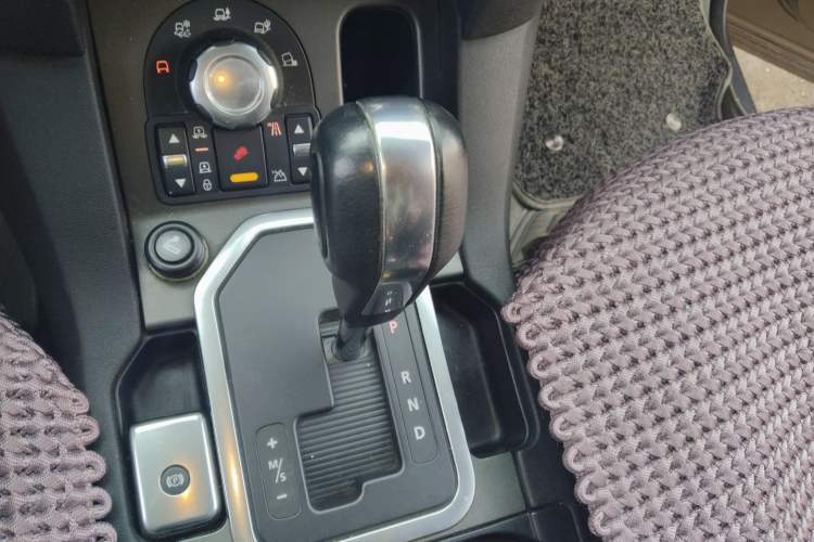 Used Land Rover Discovery 2012 5.0 V8 HSE
