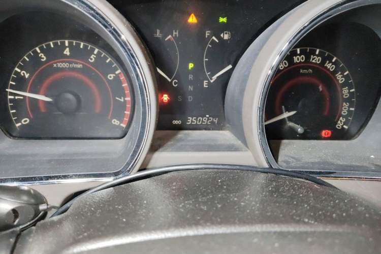 Used Toyota Highlander 2012 2.7L Two-Wheel Drive 7-Seater Luxury Edition