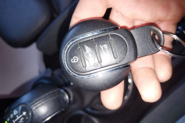 Used MINI MINI 2015 2.0T COOPER S Five-Door Edition