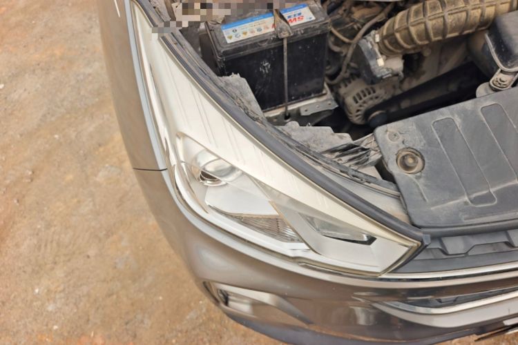 Used Wuling Hongguang S3 2018 1.5L Manual Luxury Model China V Standard Right Front Headlight