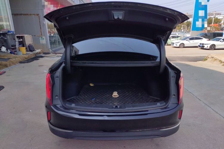 Used Hongqi E-QM5 2022 431 km Charge & Enjoy Edition Trunk