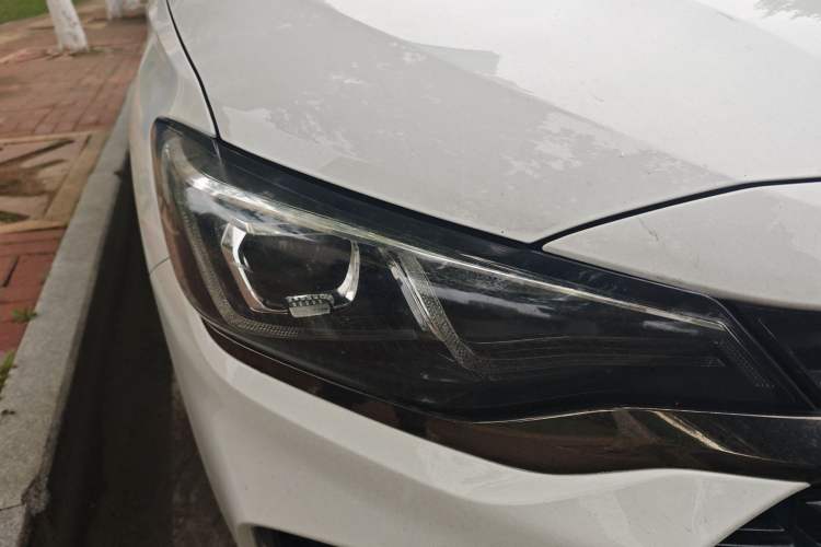 Used Chevrolet Monza 2019 RS 330T Automatic Comfort Edition China VI Standard Right Front Headlight