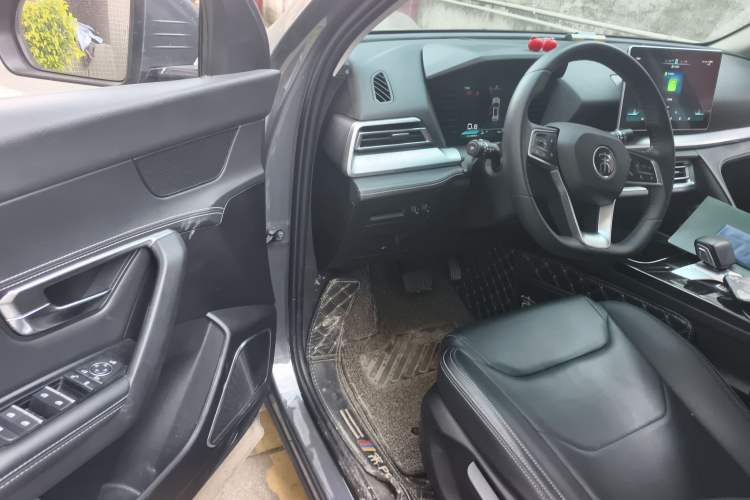 Used BYD Song Pro 2019 1.5T Automatic Luxury Model Driver Seat