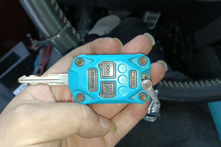 Used Jeep Wrangler 2008 3.8L Sahara two-door model Vehicle Key