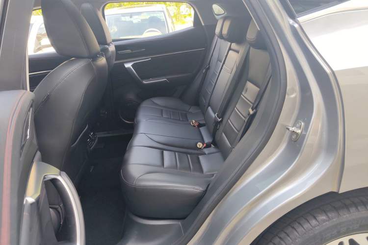 Used Wey VV5 2019 Upgraded Model 2.0T Two-Wheel Drive Ultra-Luxury Version China VI Standard