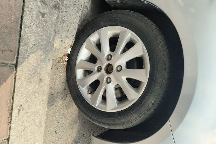 Used BAIC E Series 2012 Hatchback 1.5L Manual Leshang Version
