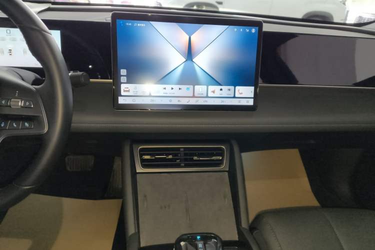 Used BYD Qin L 2025 DM-i Smart Drive 120KM Superior Model