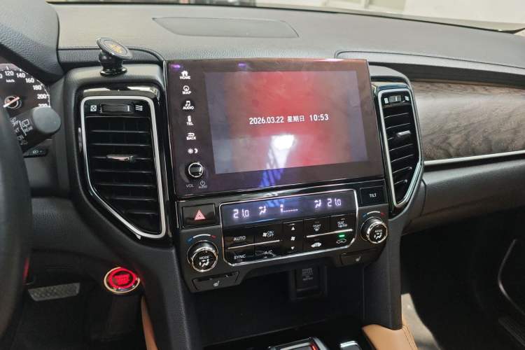 Used Honda UR-V 2020 370TURBO Two-Wheel Drive Luxury Edition Audio And AC Panel