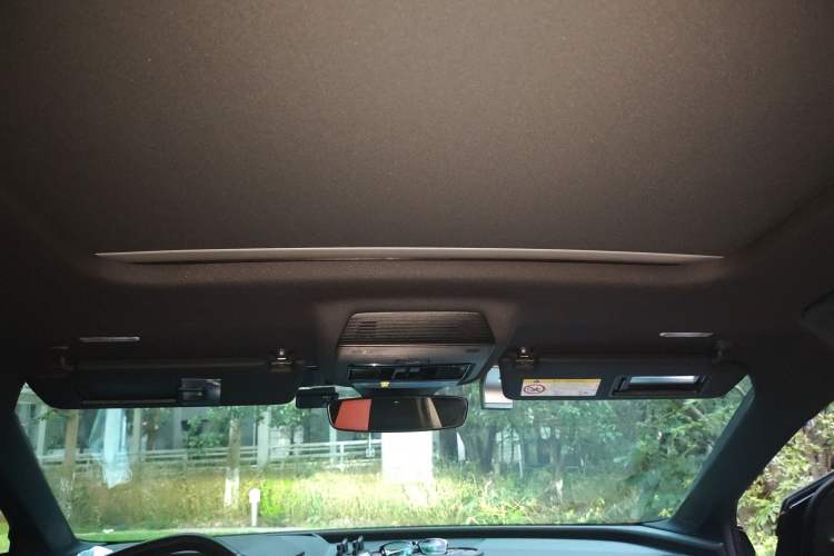 Used Audi Q5 e-tron 2023 40 e-tron Starry Edition Mecha Kit Headliner