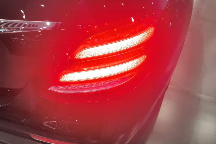 Used Mercedes-Benz E-Class 2020 Restyled E 300 L Sporty and Stylish Edition
