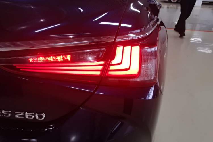 Used Lexus ES 2022 260 Excellence Edition
