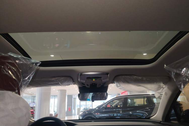 Used Hongqi H5 PHEV 2025 170 Super Hybrid Version Headliner