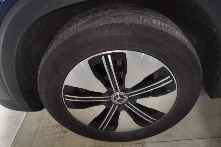 Used Mercedes-Benz EQB 2022 EQB 260 Left Front Wheel Hub