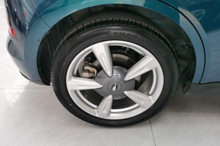 Used ORA Good Cat 2023 401 km Standard Range Premium Version Lithium Iron Phosphate
