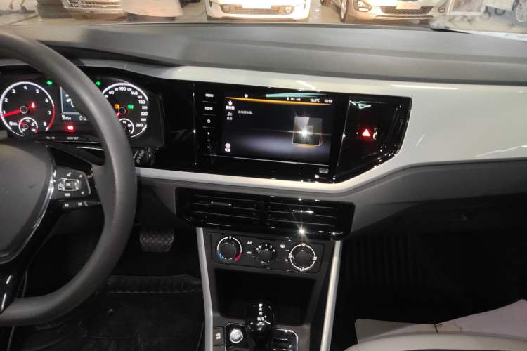 Used Volkswagen Polo 2021 Plus 1.5L Automatic Colorful Tech Edition Audio And AC Panel