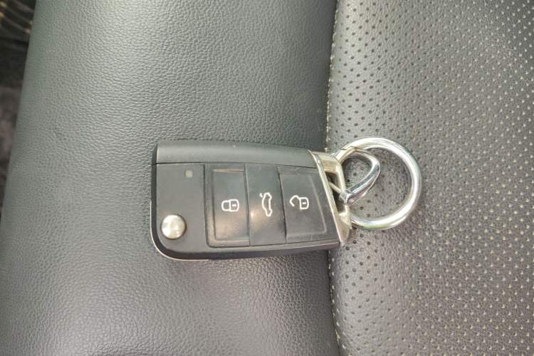 Used Volkswagen Tharu 2021 280TSI Two-Wheel Drive Comfort Edition
