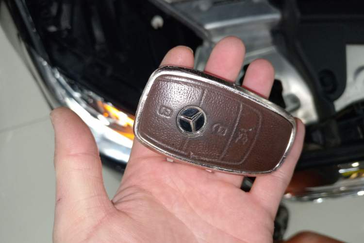 Used Mercedes-Benz E-Class 2019 Restyled E 300 L Sporty and Stylish Edition
