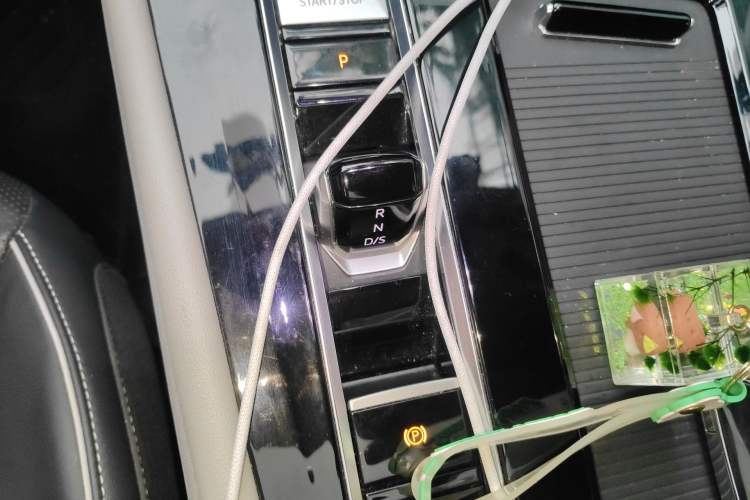 Used Volkswagen Teramont 2021 380TSI Four-Wheel Drive Prestige Luxury Edition Gear Lever