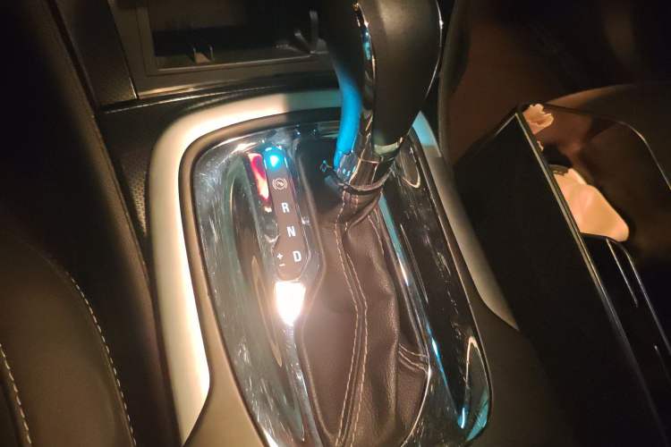 Used Buick Regal 2014 1.6T Fashionable Tech Edition
