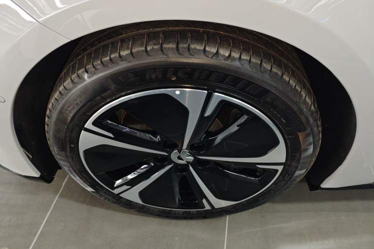 Used Nio ET5T 2025 75 kWh Touring