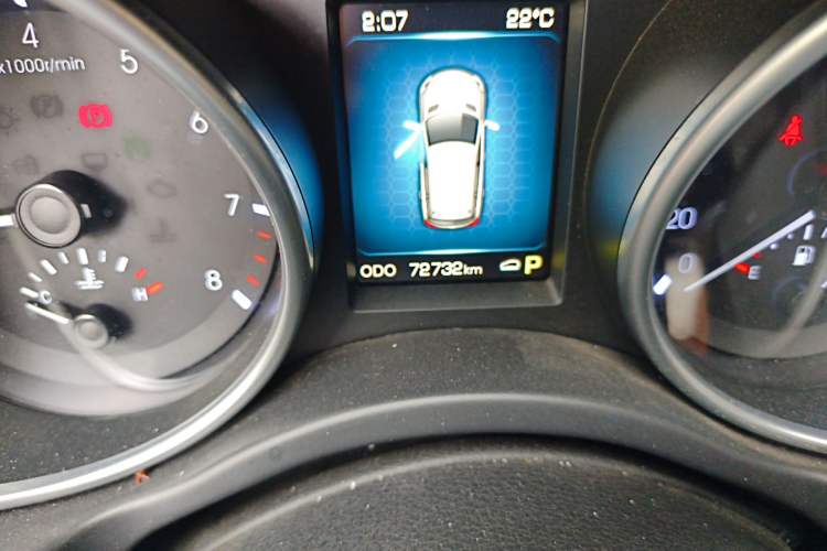 Used Haval H8 2015 2.0T Two-Wheel-Drive Luxury Version