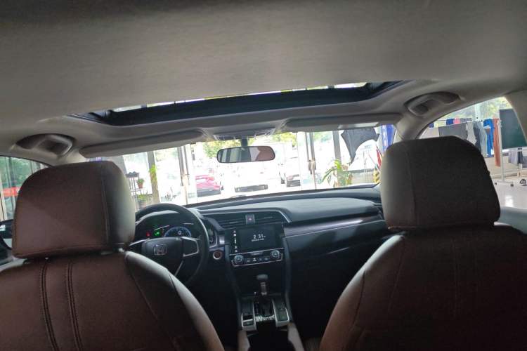 Used Honda Civic 2016 220TURBO CVT Prestige Edition
