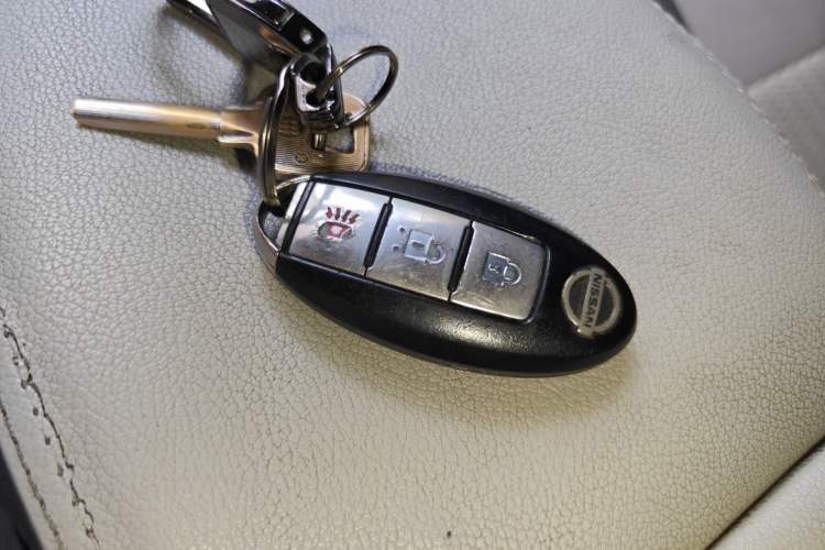 Used Nissan NV200 2014 1.6L CVT Zunya Model China IV Standard Vehicle Key