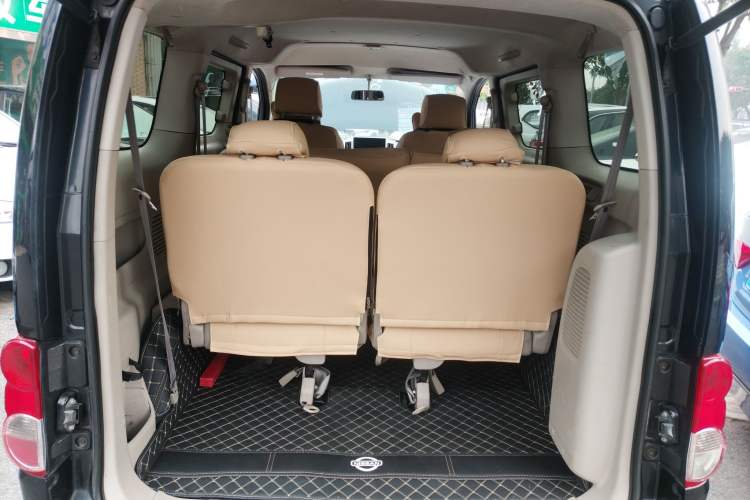 Used Nissan NV200 2016 Revised Version 1.6L CVT Deluxe Edition