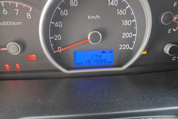 Used Hyundai Celesta 2011 1.6L Manual Comfort Edition
