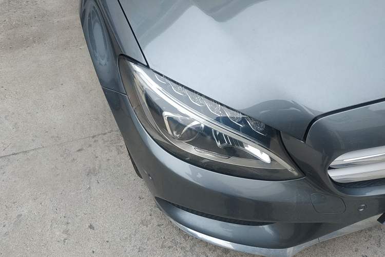 Used Mercedes-Benz C-Class 2016 C 180 Estate Right Front Headlight