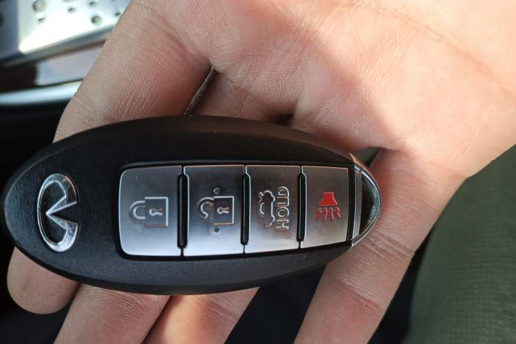 Used Infiniti Q70 2017 Q70L 2.5L Enjoyment Edition