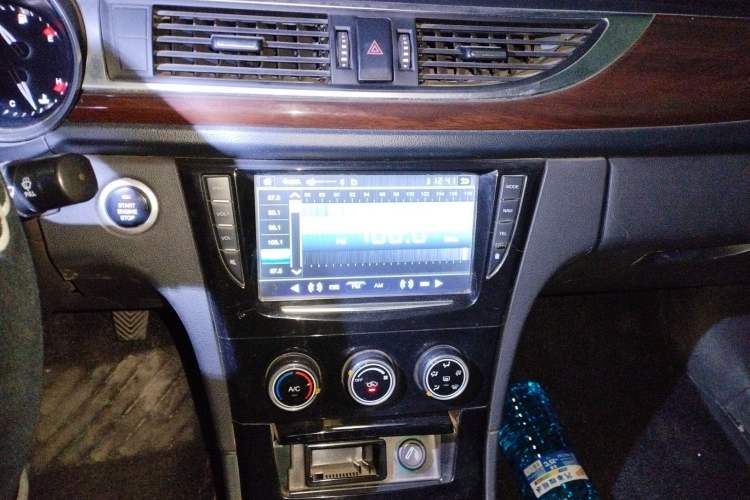 Used Zotye Z500 2015 1.5T Manual Luxury Model