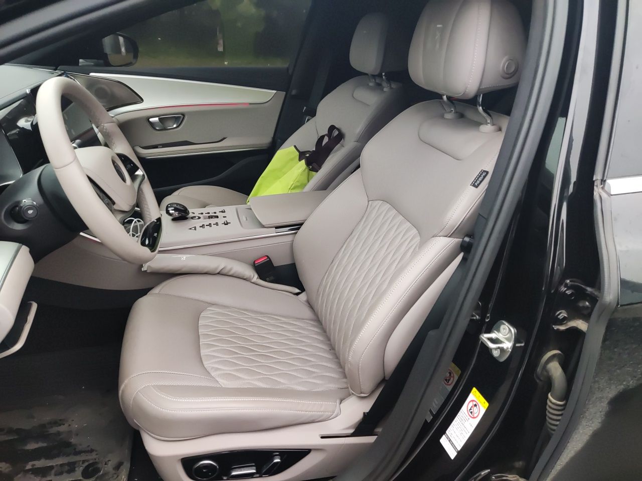 BYD Han 2024 EV Glory Edition 506KM Front-Wheel-Drive Premium Model — снимка 15