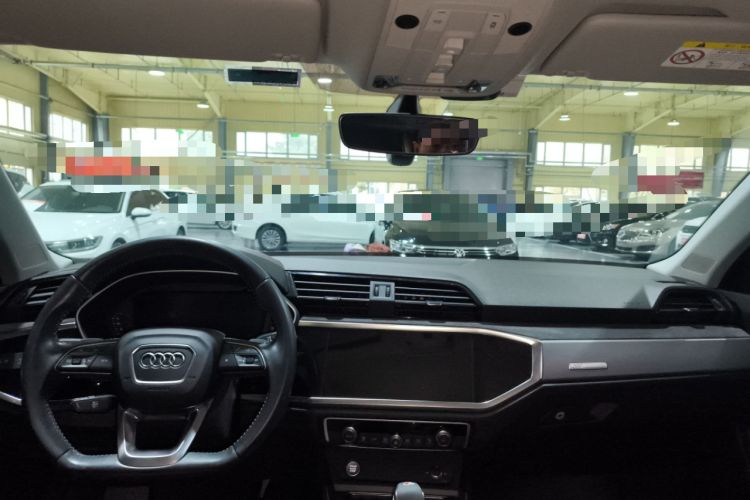 Used Audi Q3 2019 35 TFSI Fashion Dynamic Model