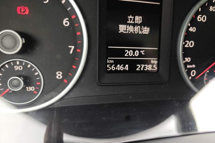 Used Volkswagen Tiguan 2017 300TSI Automatic Two-Wheel Drive Silk Road Comfort Edition Odometer Close Up