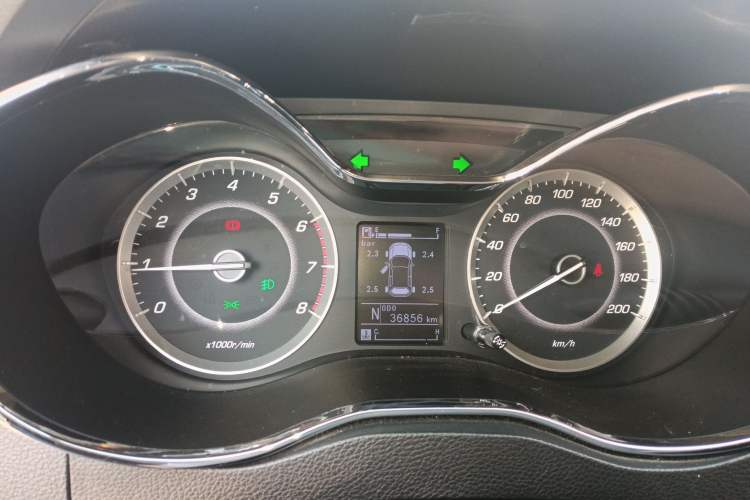 Used Baojun 560 2016 1.8L iAMT Luxury Model
