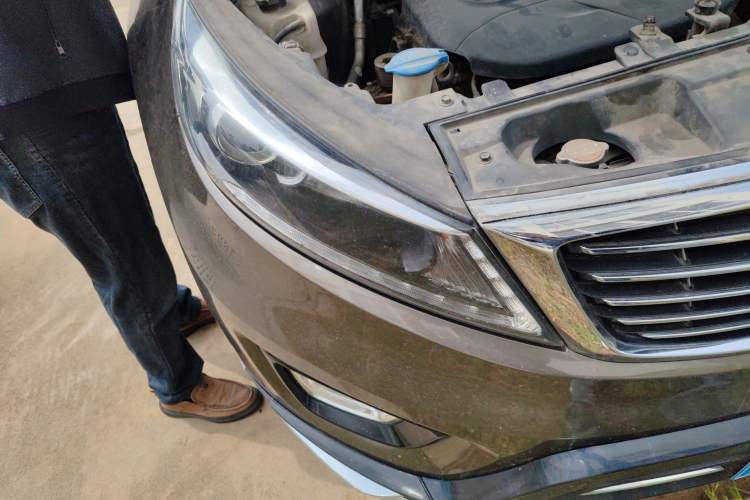 Used Kia Sportage R 2015 2.0L Automatic Two-Wheel Drive DLX Model