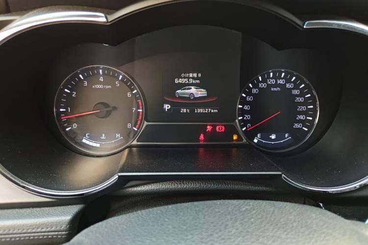 Used Kia K5 2014 2.0L Automatic LUXURY
