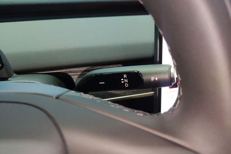 Used ONVO L60 2024 60 kWh Rear-Drive Version
