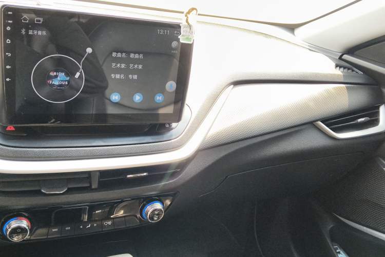 Used Chevrolet Menlo 2022 Star Enjoyment Edition Audio And AC Panel